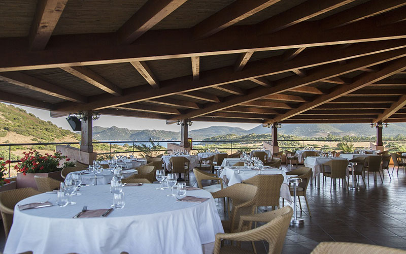 SANT'ELMO BEACH HOTEL 4*